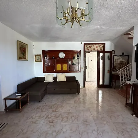 Monkey Villa