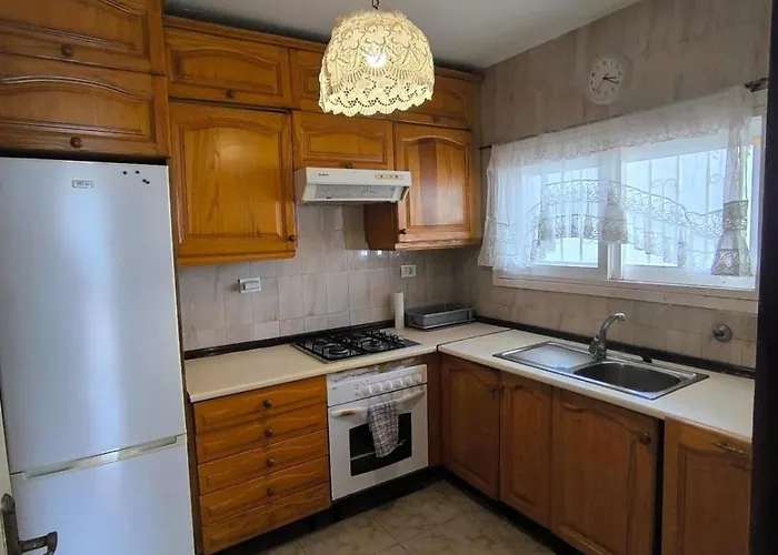 Вілла Monkey Адехе